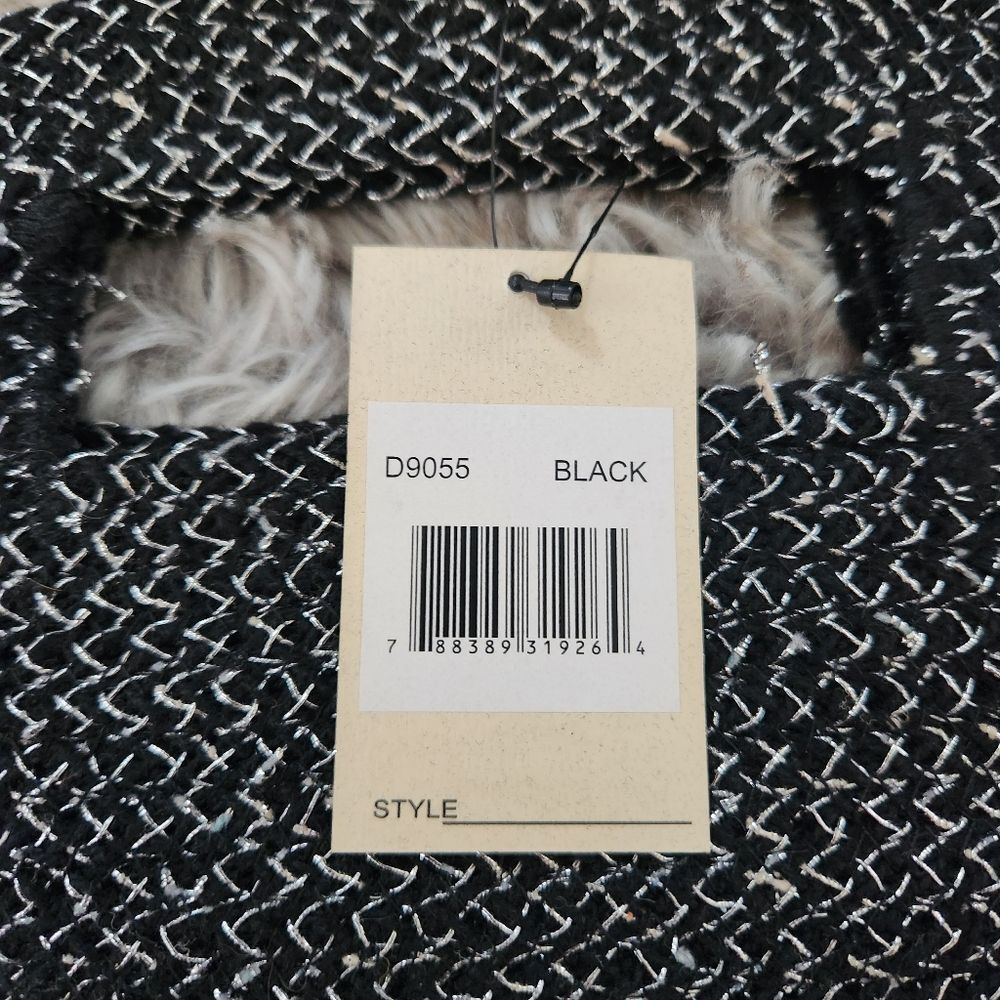 Magid Handbags Weaved Metallic Clutch Handbag Black‎ and Silver - Picture 4 of 10